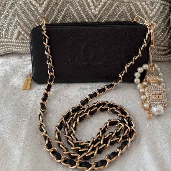 Chic Black Leather Chain Bag - Picture 2 of 11